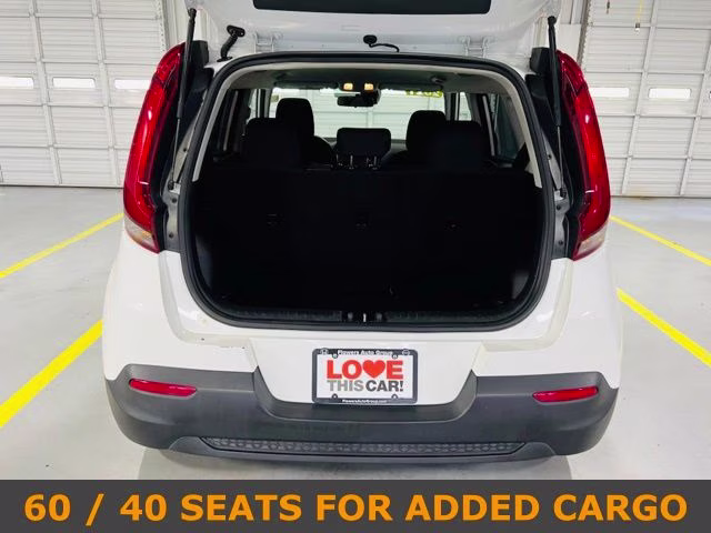 2021 Snow White Pearl Kia Soul S FWD Hatchback