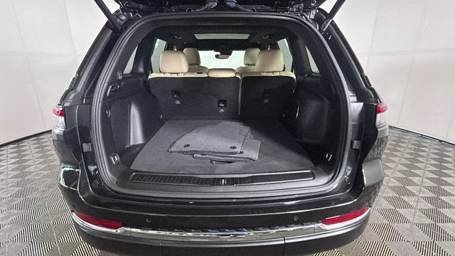 2024 Rocky Mountain Pearlcoat Jeep Grand Cherokee 4xe 4X4 SUV