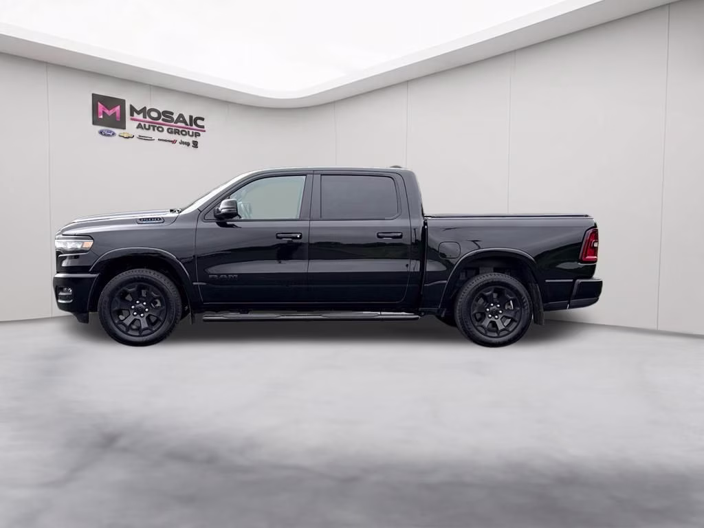 2025 Diamond Black Crystal Pearlcoat Ram 1500 Big Horn/Lone Star 4X4 Truck