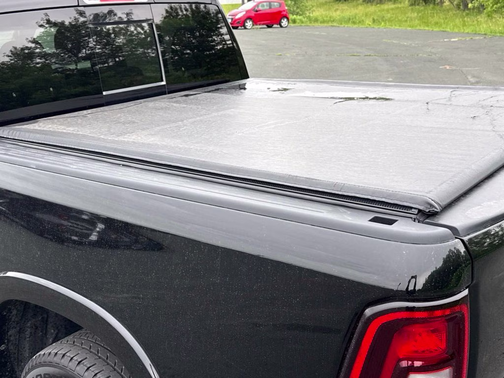 2025 Diamond Black Crystal Pearlcoat Ram 1500 Big Horn/Lone Star 4X4 Truck