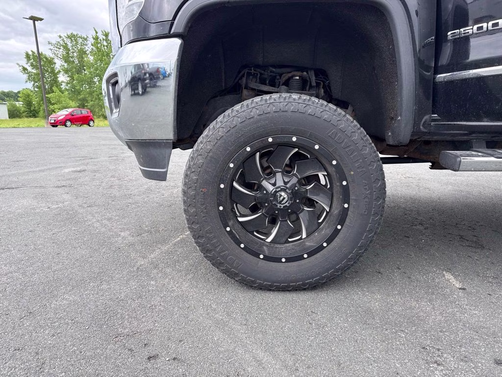 2015 Onyx Black GMC Sierra 2500HD SLT 4X4 Truck