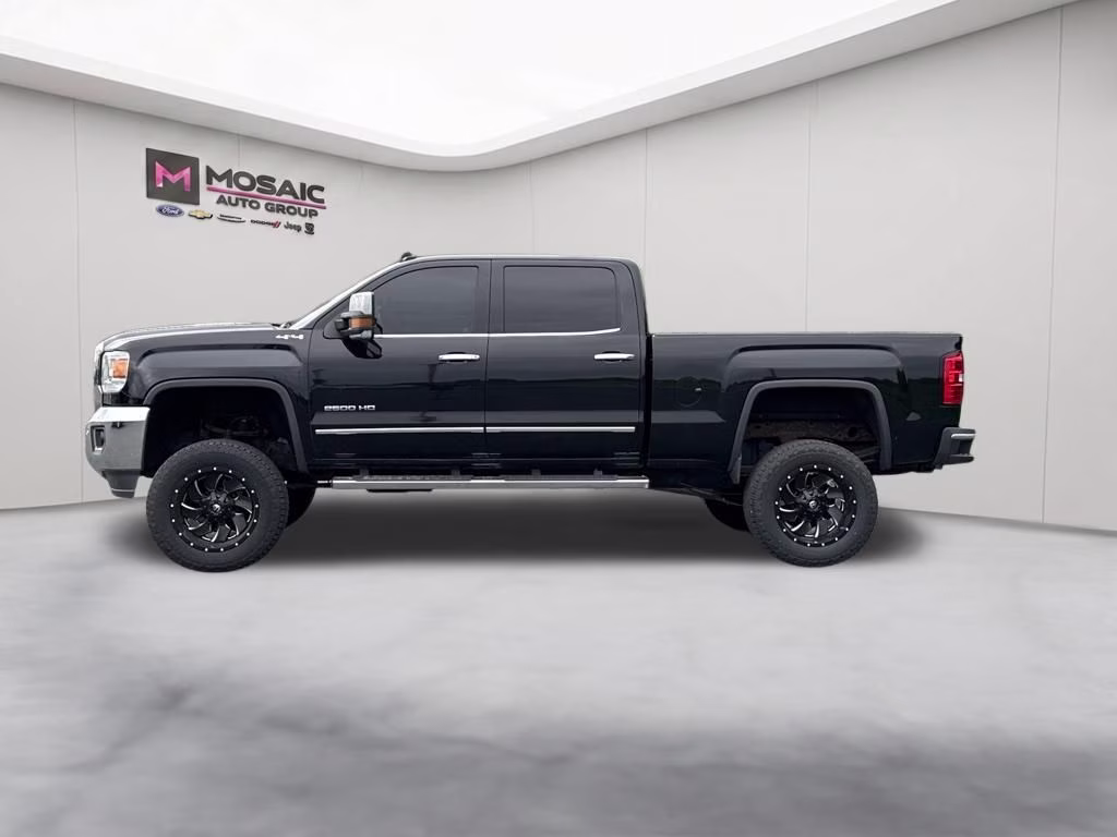 2015 Onyx Black GMC Sierra 2500HD SLT 4X4 Truck