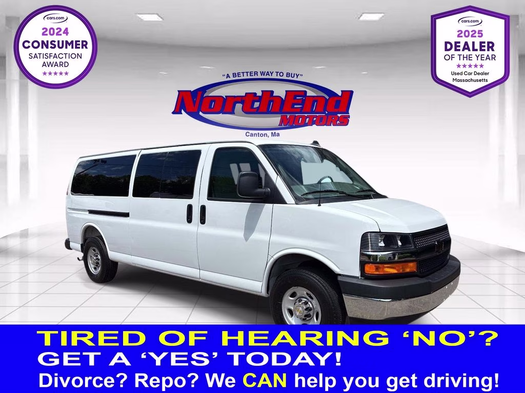2025 Summit White Chevrolet Express 3500 LT RWD Van