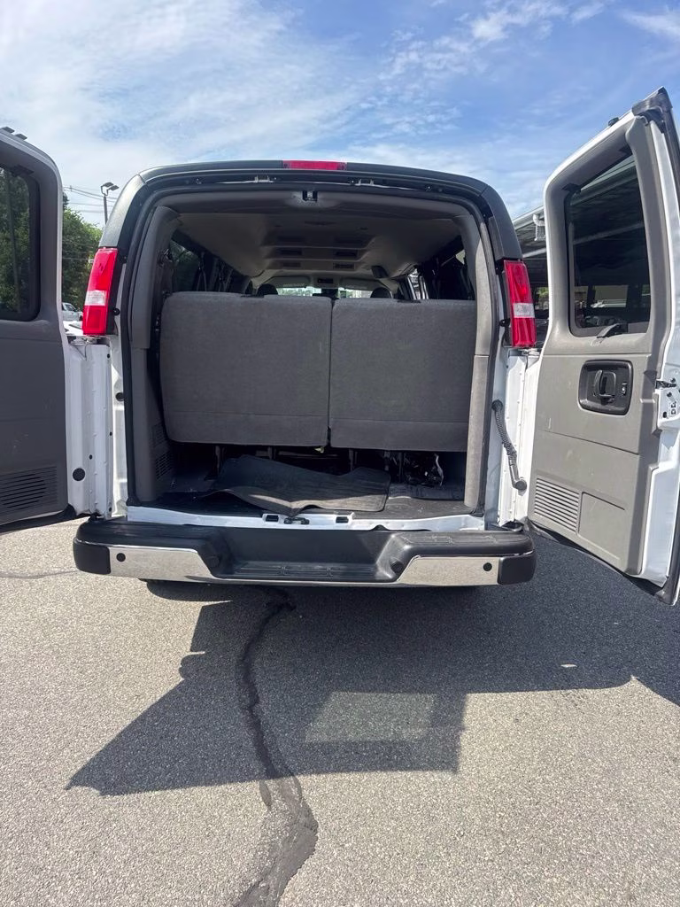 2025 Summit White Chevrolet Express 3500 LT RWD Van