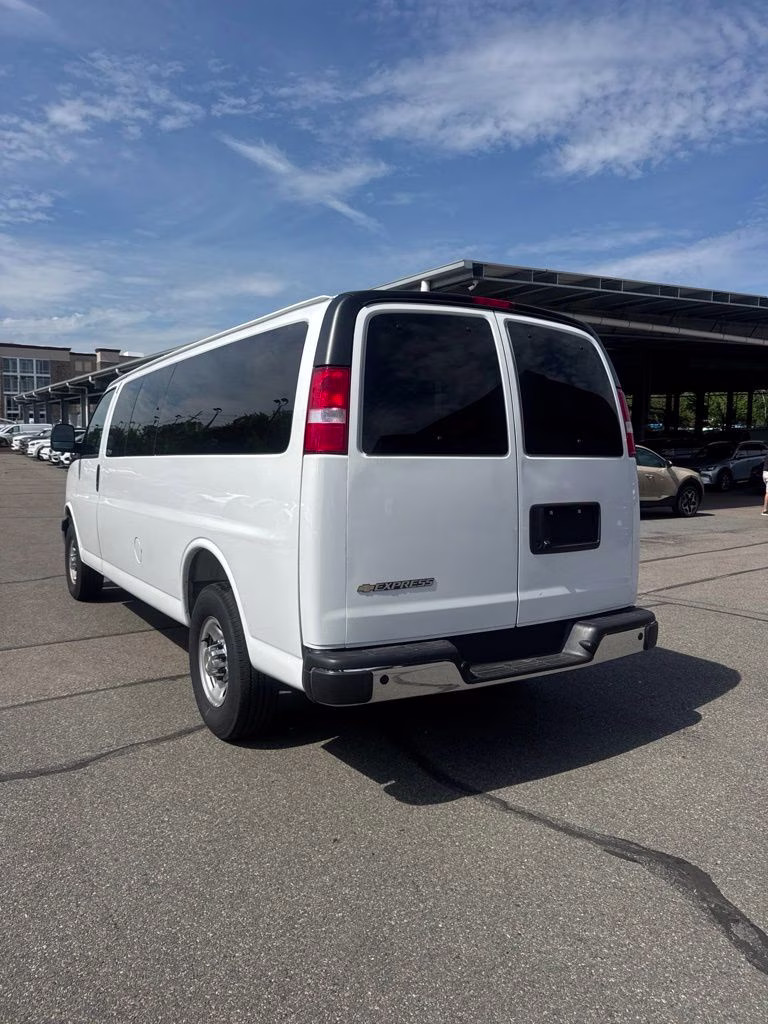 2025 Summit White Chevrolet Express 3500 LT RWD Van