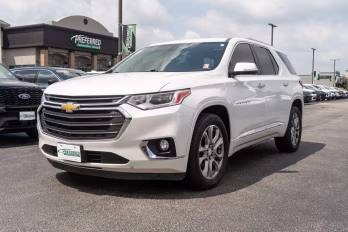 2018 Iridescent Pearl Tricoat Chevrolet Traverse Premier AWD SUV