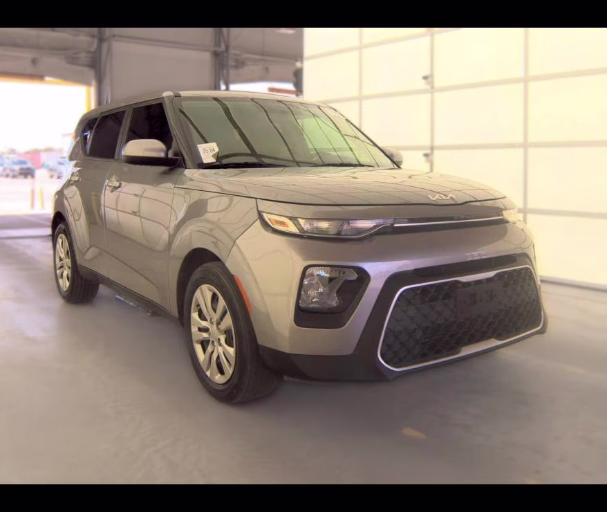 2022 Steel Gray Kia Soul LX FWD Hatchback