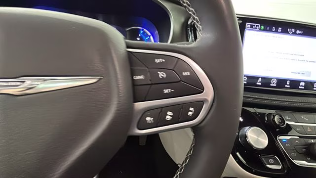 2023 Bright White Clearcoat Chrysler Pacifica Hybrid Touring L FWD Van
