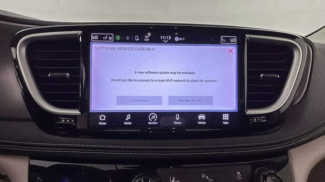 2023 Bright White Clearcoat Chrysler Pacifica Hybrid Touring L FWD Van