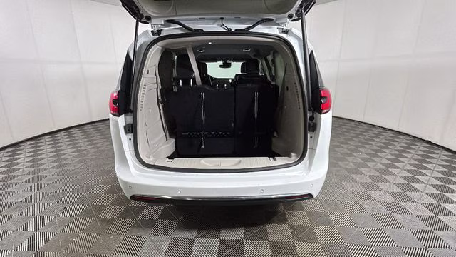 2023 Bright White Clearcoat Chrysler Pacifica Hybrid Touring L FWD Van