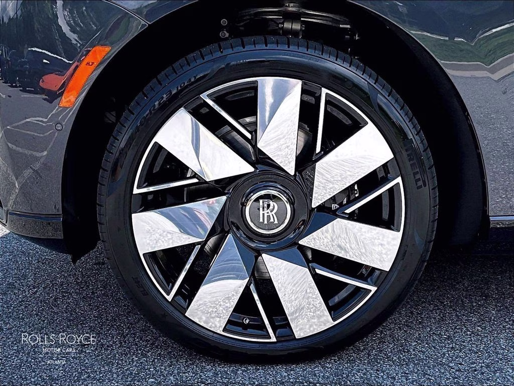 2027 Darkest Tungsten Rolls-Royce Cullinan AWD SUV