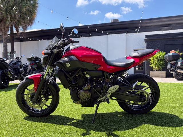 2017 Yamaha FZ-07
