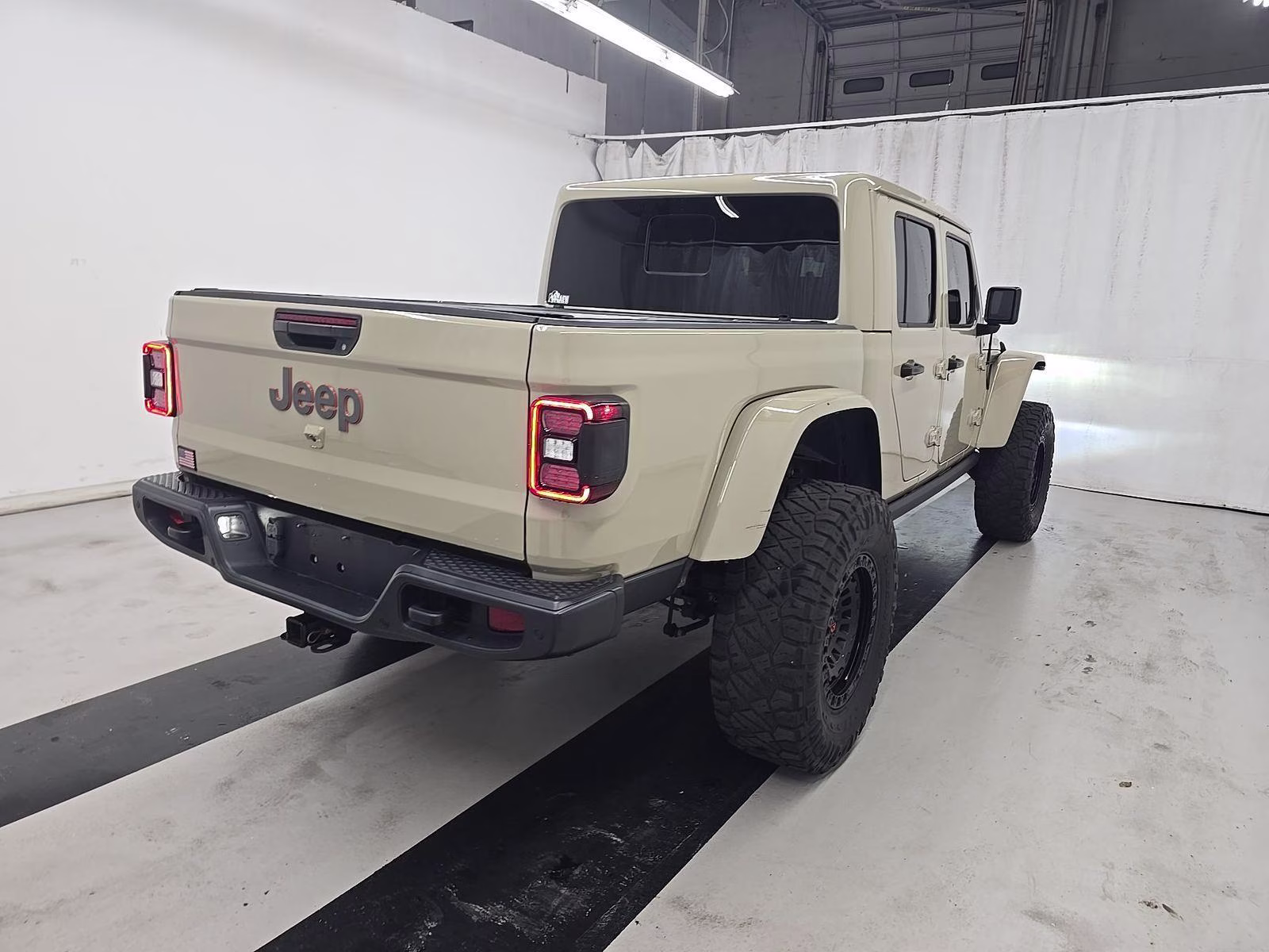2020 Gobi Clearcoat Jeep Gladiator Mojave 4X4 Truck