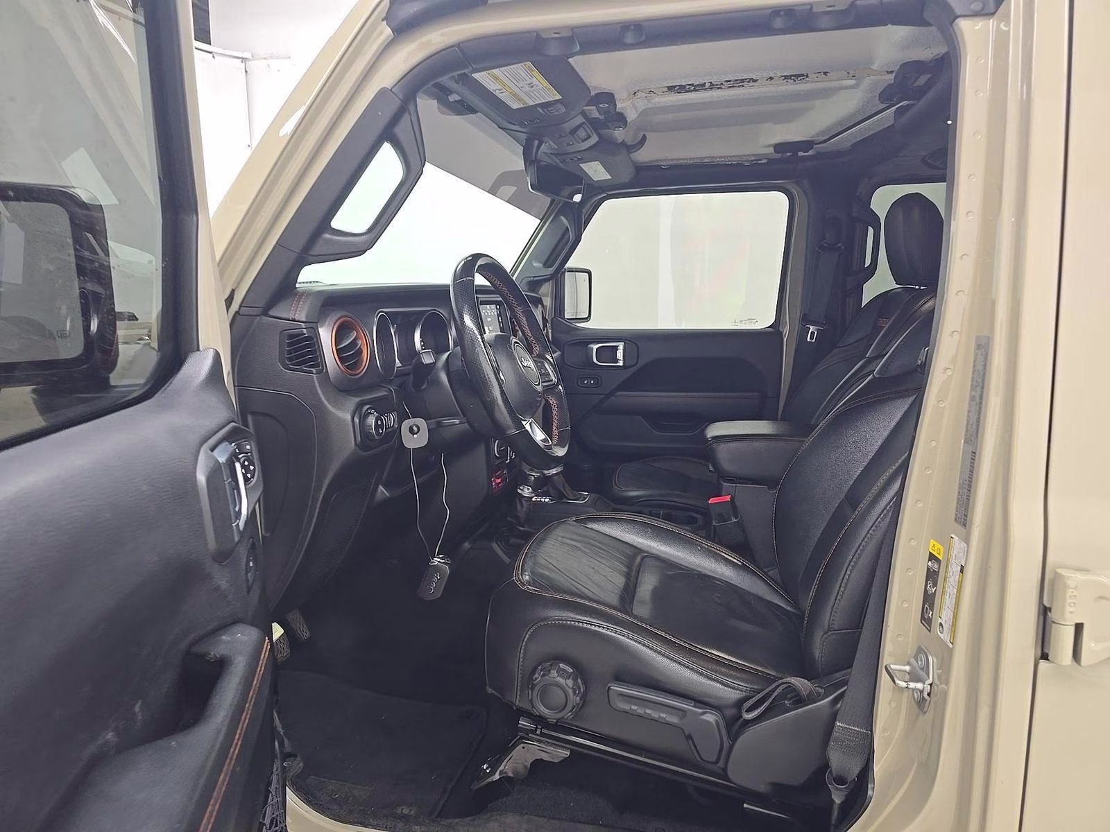 2020 Gobi Clearcoat Jeep Gladiator Mojave 4X4 Truck