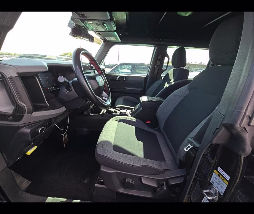 2022 Ford Bronco Base 4X4 SUV