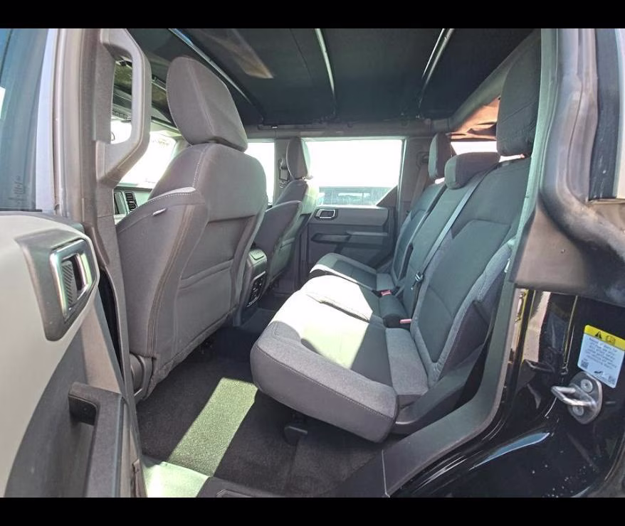 2022 Ford Bronco Base 4X4 SUV