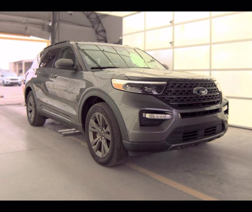2021 Carbonized Gray Metallic Ford Explorer XLT RWD SUV