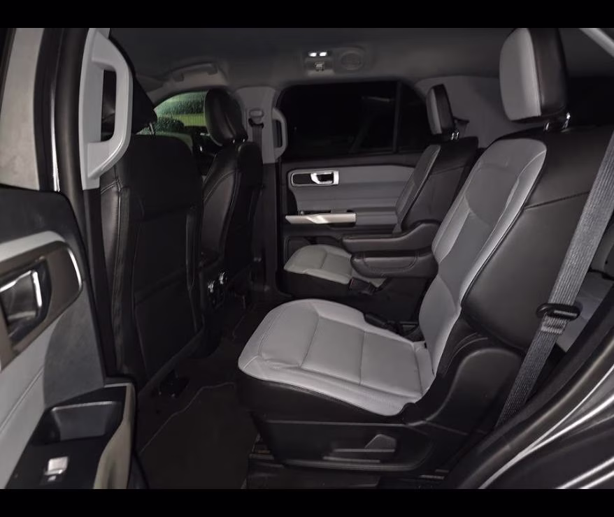 2021 Carbonized Gray Metallic Ford Explorer XLT RWD SUV