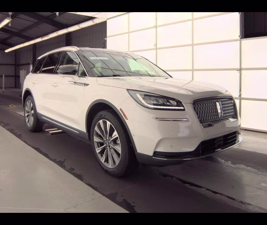 2022 Pristine White Metallic Tri-Coat Lincoln Corsair Reserve AWD SUV