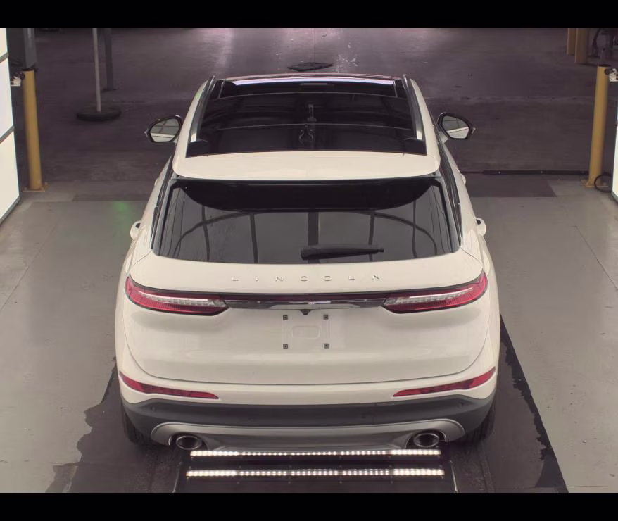 2022 Pristine White Metallic Tri-Coat Lincoln Corsair Reserve AWD SUV