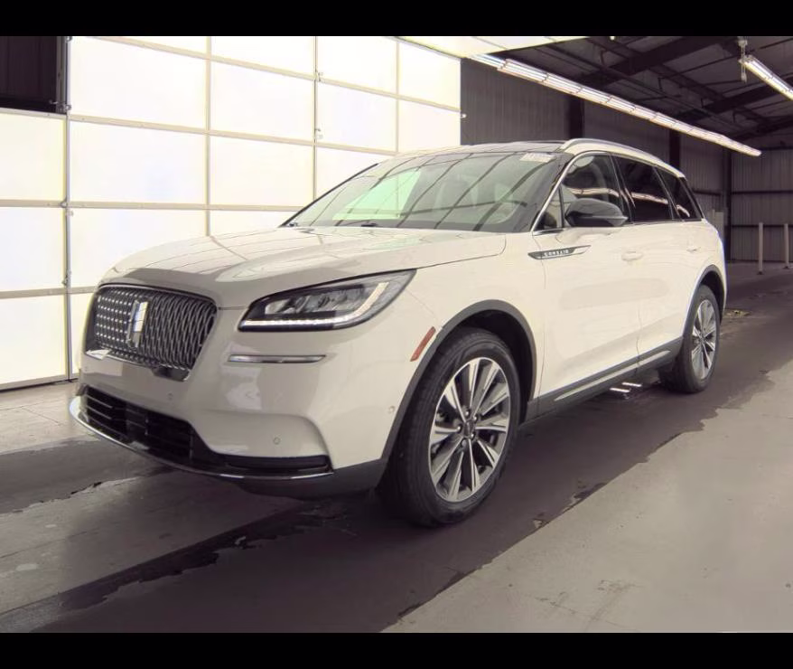2022 Pristine White Metallic Tri-Coat Lincoln Corsair Reserve AWD SUV