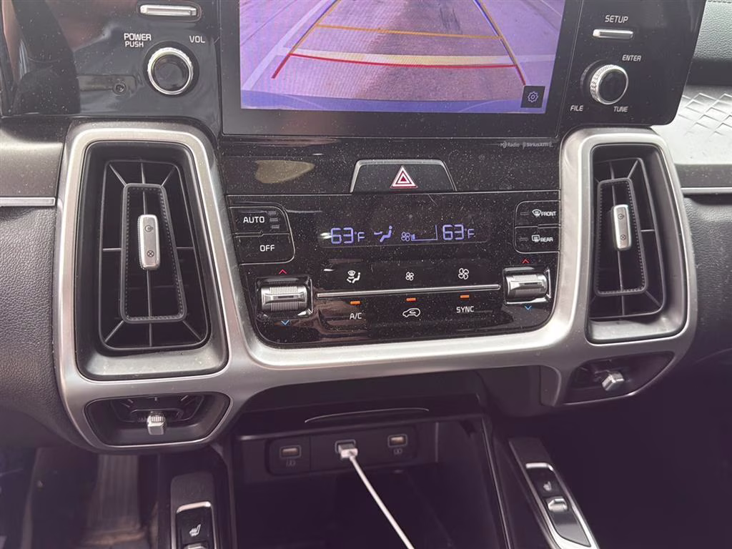 2021 Everlasting Silver Kia Sorento S AWD SUV