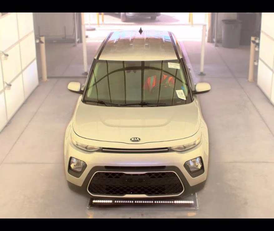2020 Sparkling Silver Kia Soul S FWD Hatchback