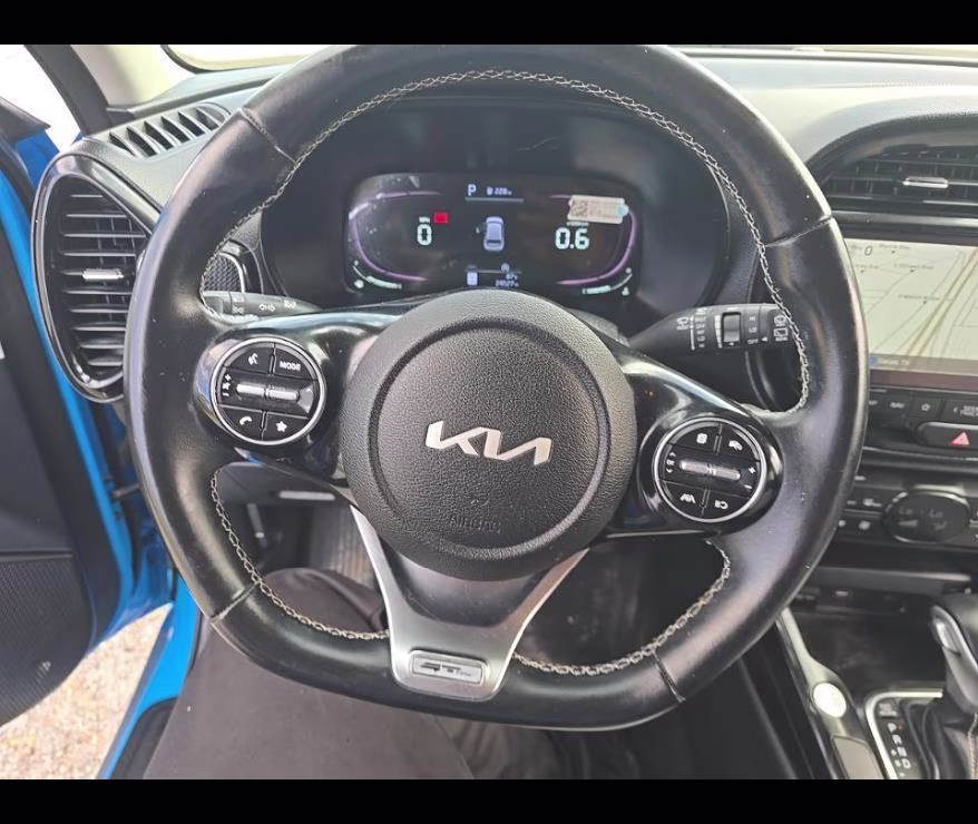 2023 Surf Blue w/Black Roof Kia Soul GT-Line FWD Hatchback