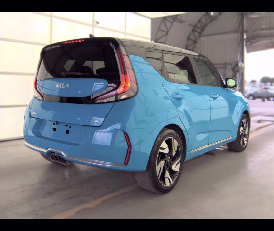 2023 Surf Blue w/Black Roof Kia Soul GT-Line FWD Hatchback