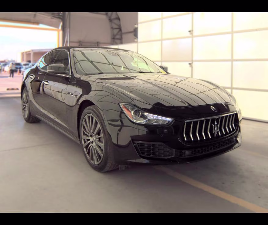 2018 Maserati Ghibli 3.0L RWD Sedan