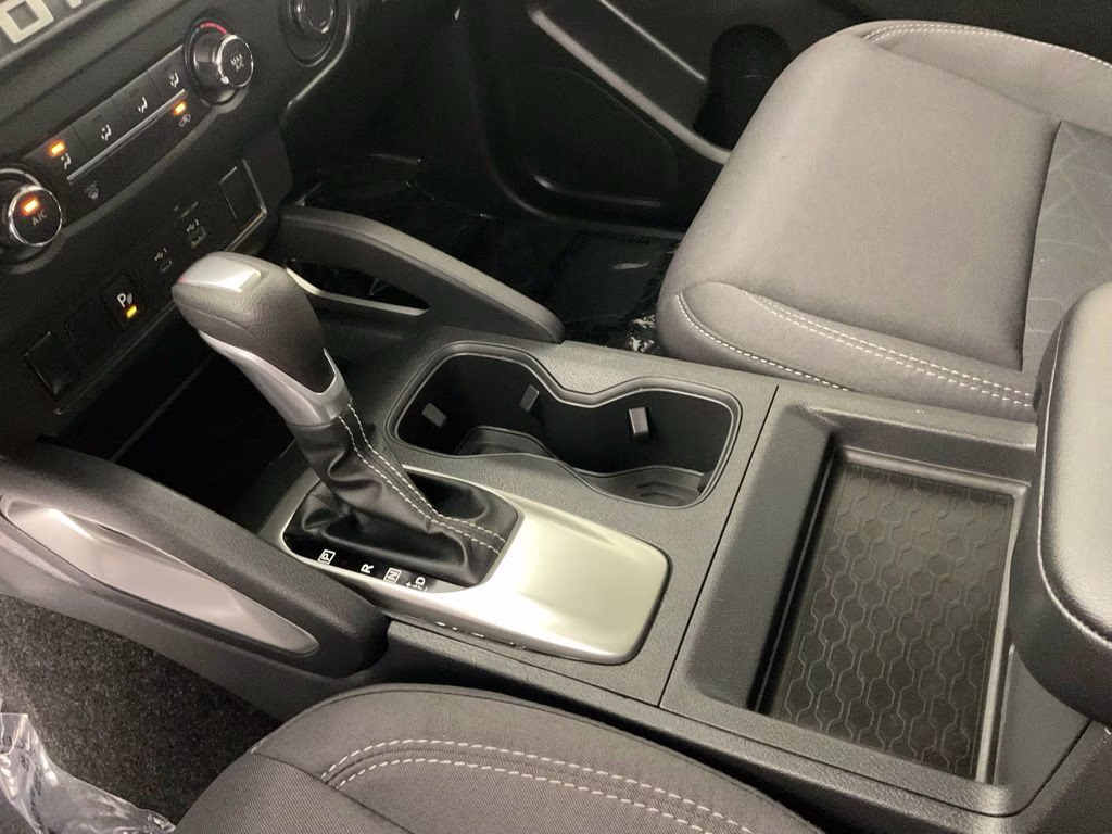 2025 Glacier White Nissan Frontier SV RWD Truck