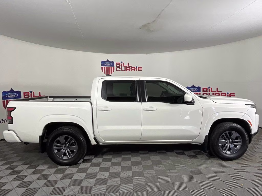 2025 Glacier White Nissan Frontier SV RWD Truck