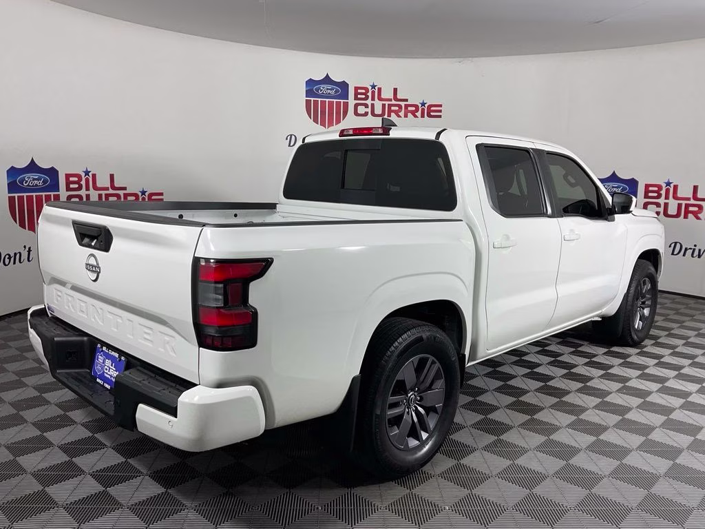 2025 Glacier White Nissan Frontier SV RWD Truck