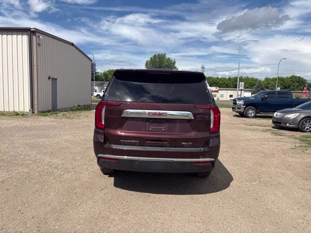 2022 Redwood Metallic GMC Yukon XL SLT 4X4 SUV