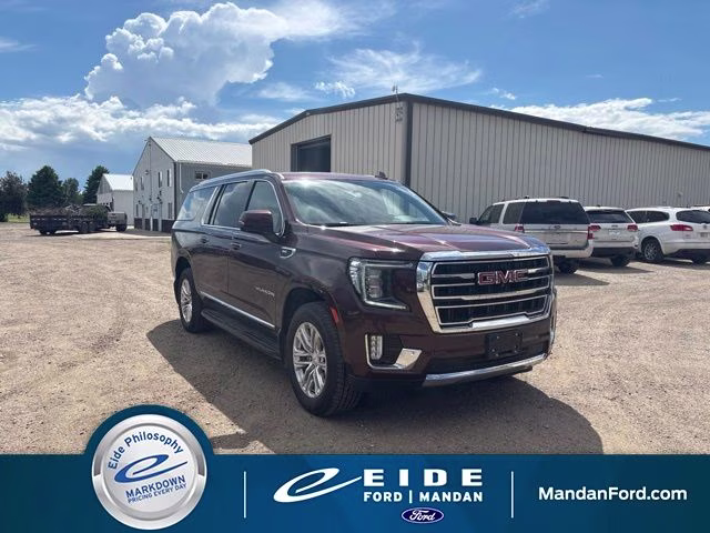 2022 Redwood Metallic GMC Yukon XL SLT 4X4 SUV