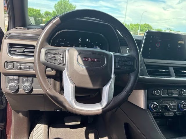 2022 Redwood Metallic GMC Yukon XL SLT 4X4 SUV