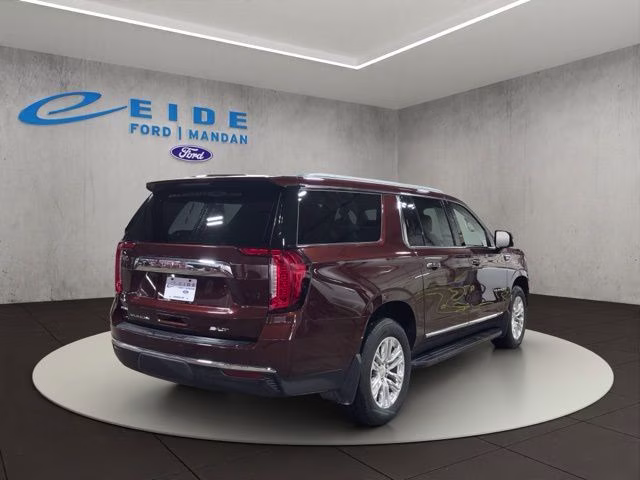 2022 Redwood Metallic GMC Yukon XL SLT 4X4 SUV