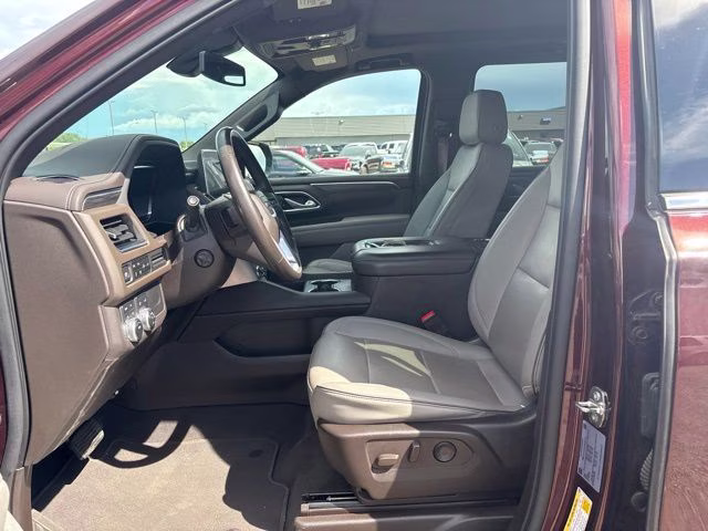 2022 Redwood Metallic GMC Yukon XL SLT 4X4 SUV