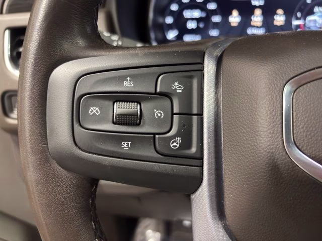 2022 Redwood Metallic GMC Yukon XL SLT 4X4 SUV