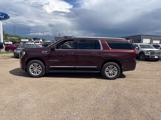 2022 Redwood Metallic GMC Yukon XL SLT 4X4 SUV