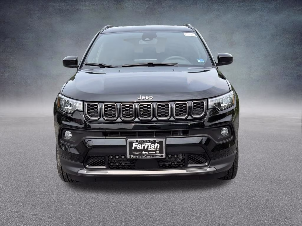2026 Diamond Black Crystal Pearlcoat Jeep Compass Latitude 4X4 SUV