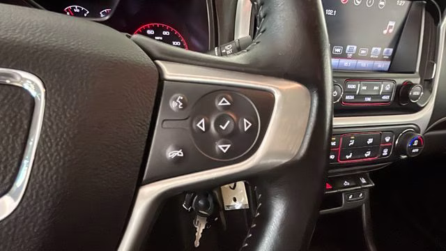 2016 Silver GMC Canyon SLT 4X4 Truck