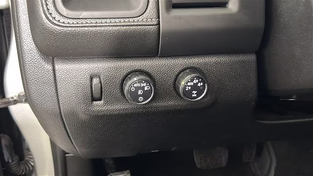 2016 Silver GMC Canyon SLT 4X4 Truck