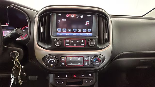 2016 Silver GMC Canyon SLT 4X4 Truck