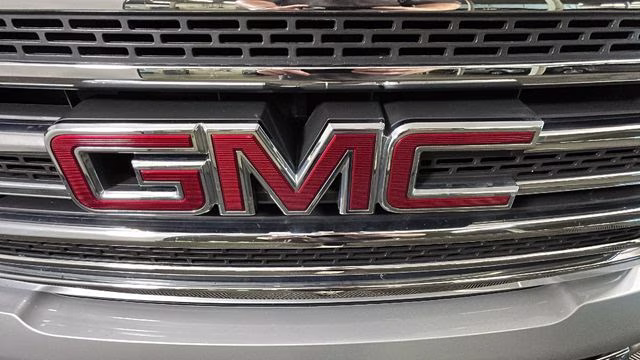 2016 Silver GMC Canyon SLT 4X4 Truck