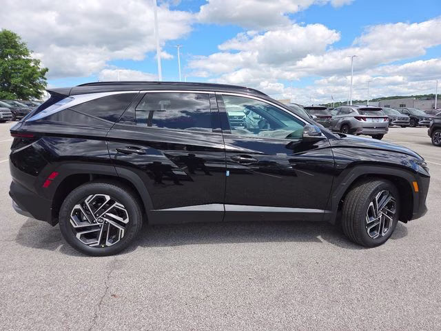 2026 Ash Black Hyundai Tucson Hybrid Limited AWD SUV