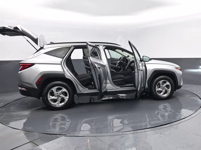 2022 Shimmering Silver Hyundai Tucson SEL AWD SUV