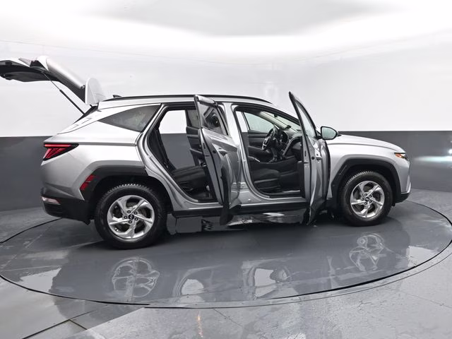 2022 Shimmering Silver Hyundai Tucson SEL AWD SUV