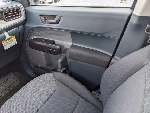 2026 Oxford White Ford Maverick XL FWD Truck