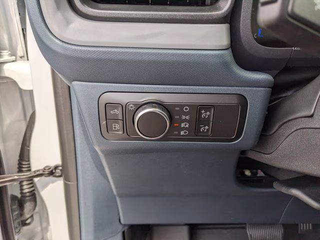 2026 Oxford White Ford Maverick XL FWD Truck